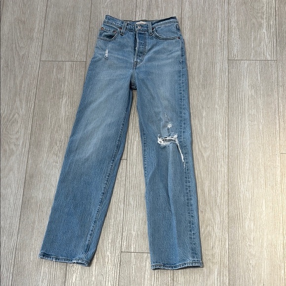 Levi’s Ribcage Straight Leg Button Fly Blue Jeans size 23 - Picture 1 of 11